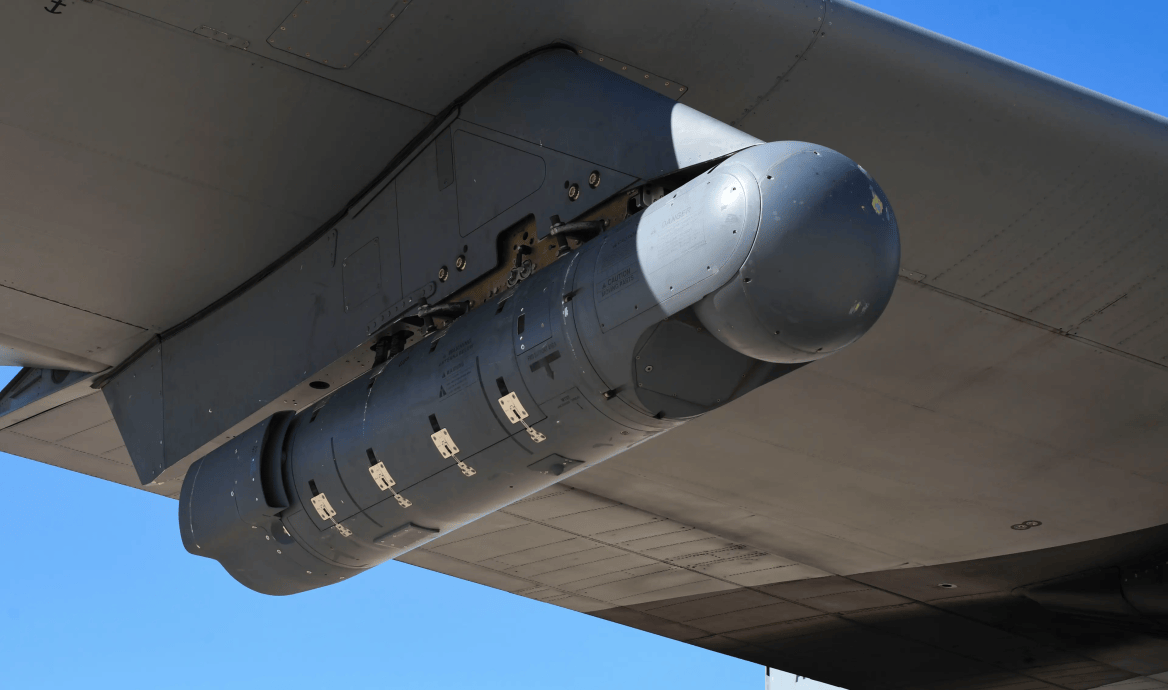 Target Pod LITENING Targeting Pod Tested On F/A-18 Super Hornet For First Time