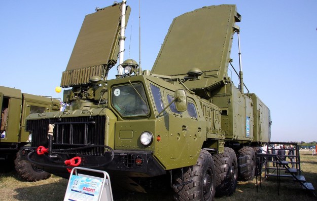 The Odd Case Of 'Russian Air Defense Vehicles' Showing Up On A Train In ...