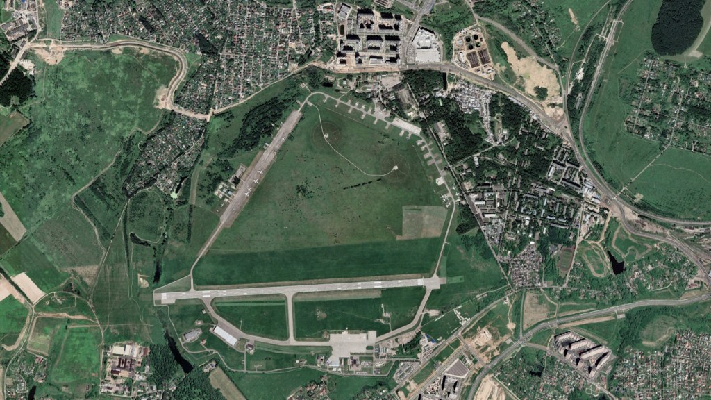 Russian-air-base-moscow.jpg