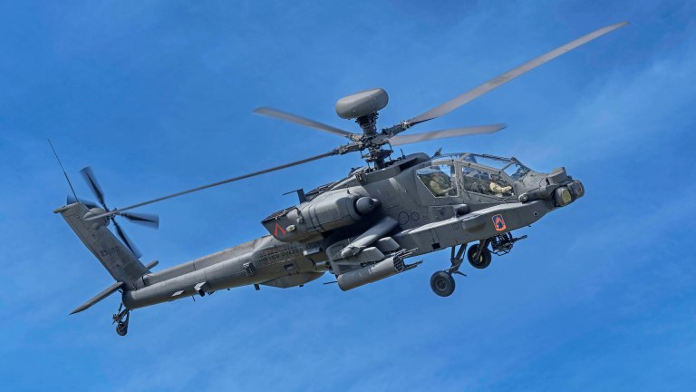 AH-64 Apache To Be Tested With Wing-Mounted AESA Radar