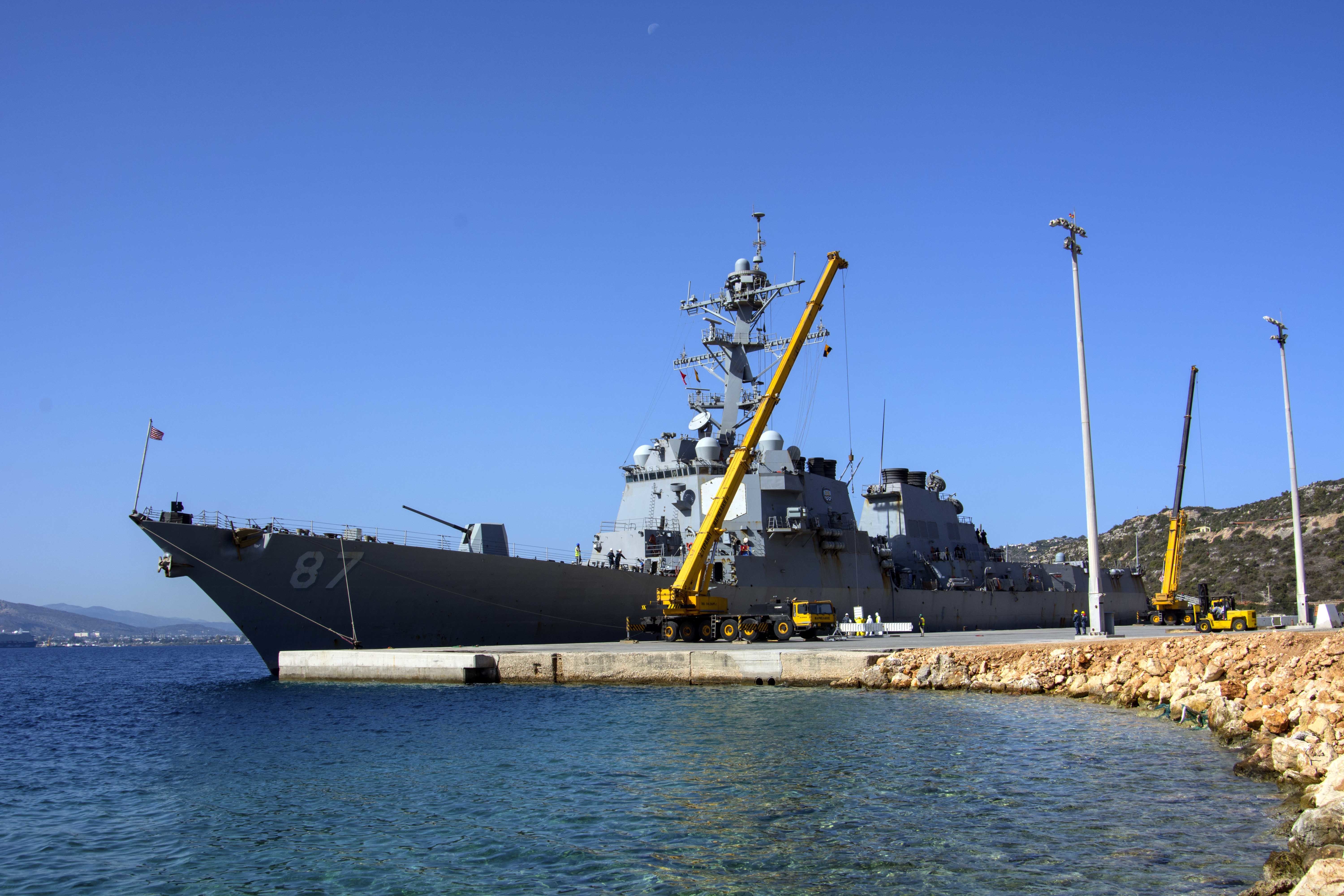 161022-N-CL027-373 SOUDA BAY, Greece (Oct. 22, 2016) The guided-missile destroyer USS Mason (DDG 87) prepares to load missiles during an ammunition handling operations. Mason, deployed as part of the Eisenhower Carrier Strike Group, is conducting naval operations in the U.S. 6th Fleet area of operations in support of U.S. national security interests in Europe. (U.S. Navy photo by Petty Officer 3rd Class Janweb B. Lagazo)