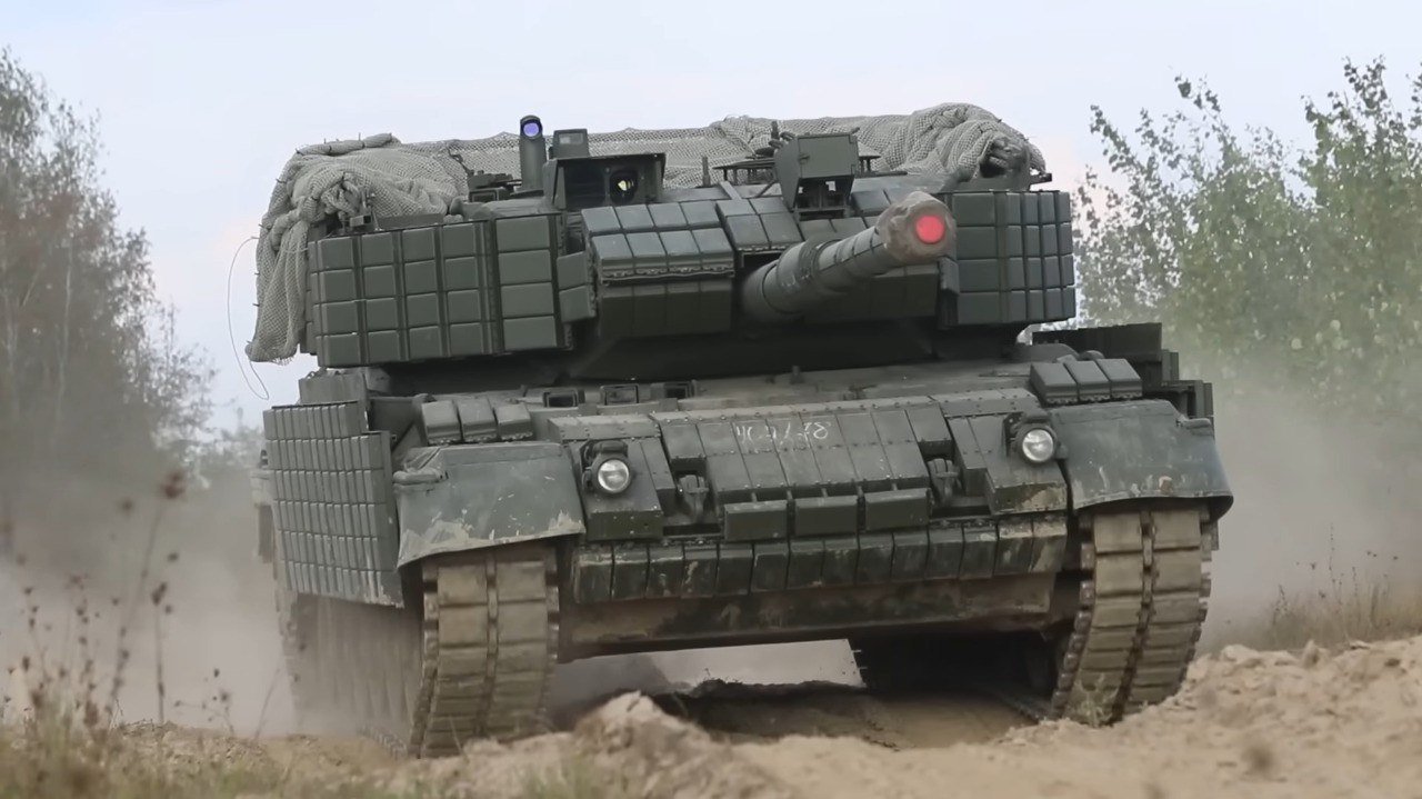 Ukrainian Leopard 1 Tank Survived A Dozen Drone Strikes Report Ukrainian Leopard 1 Tank Survived A Dozen Drone Strikes Report
