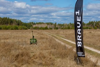 unmanned-ground-vehicles-controlled-via-fiber-optic-cables-being-tested