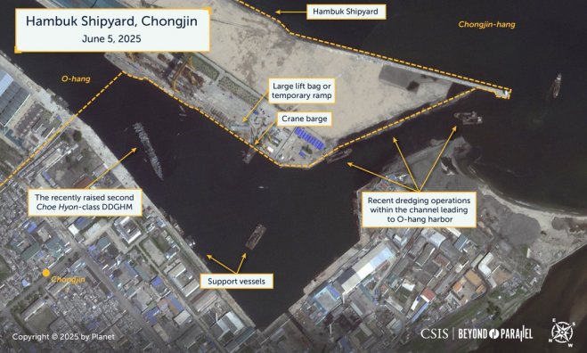 North Korean Frigate Now Floating Upright After Partially Capsizing ...