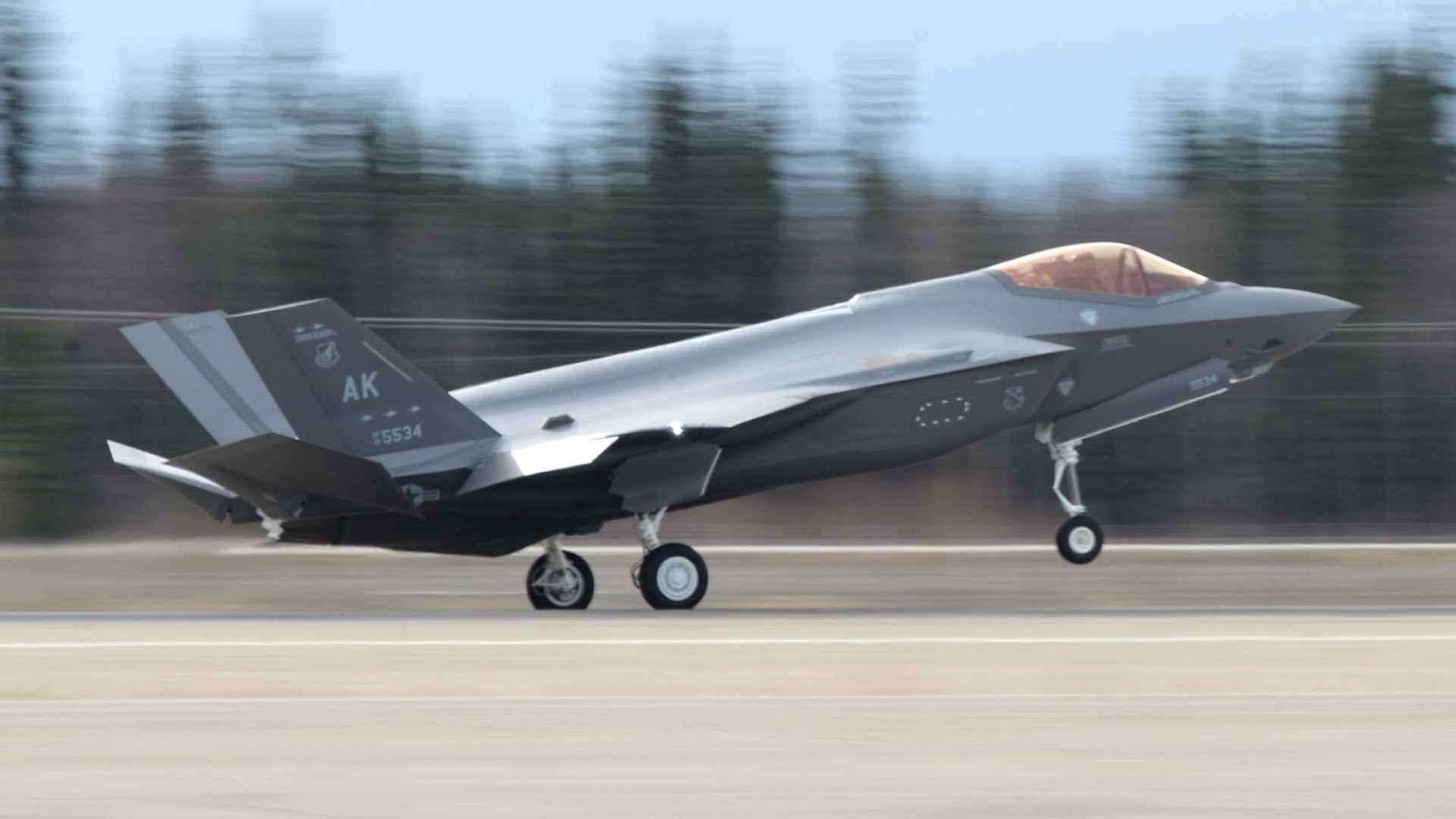 Ice buildup in the landing gear of a U.S. Air Force F-35A was the root cause of a crash at Eielson Air Force Base in Alaska in January, according to a recently released report on the mishap.