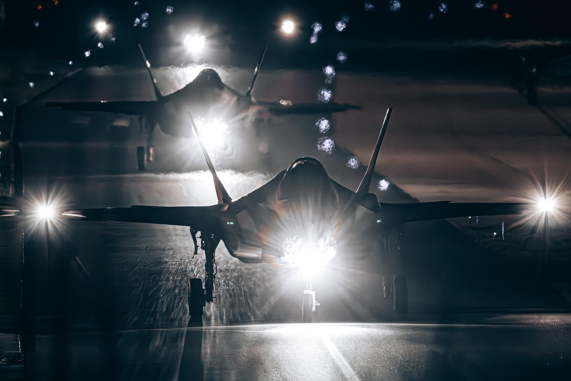 Leeuwarden, April 2025..Nederland is in 2025 gastheer van de omvangrijke oefening Ramstein Flag. Vanaf vlb. Leeuwarden en een aantal andere vliegvelden nemen ruim 100 vliegtuigen van NAVO partners deel.