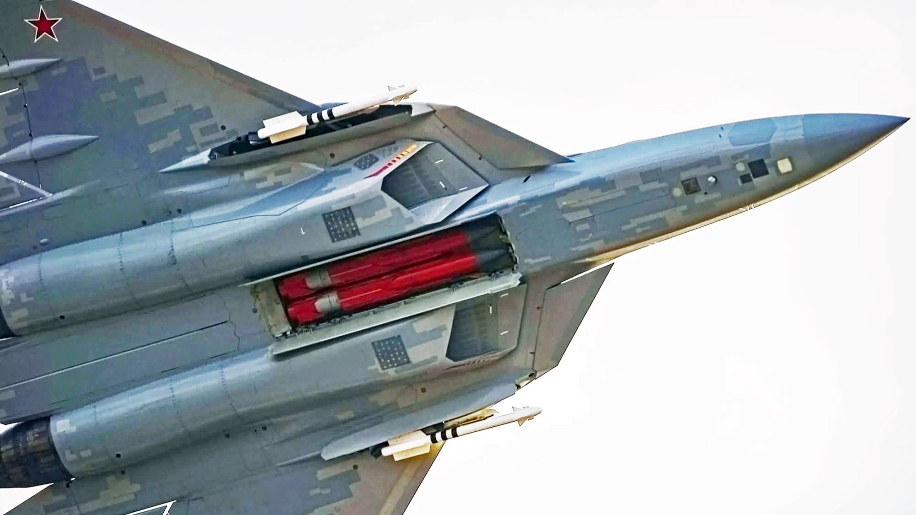 Su-57 Felon Brandishes Its Loaded Weapons Bays For The First Time