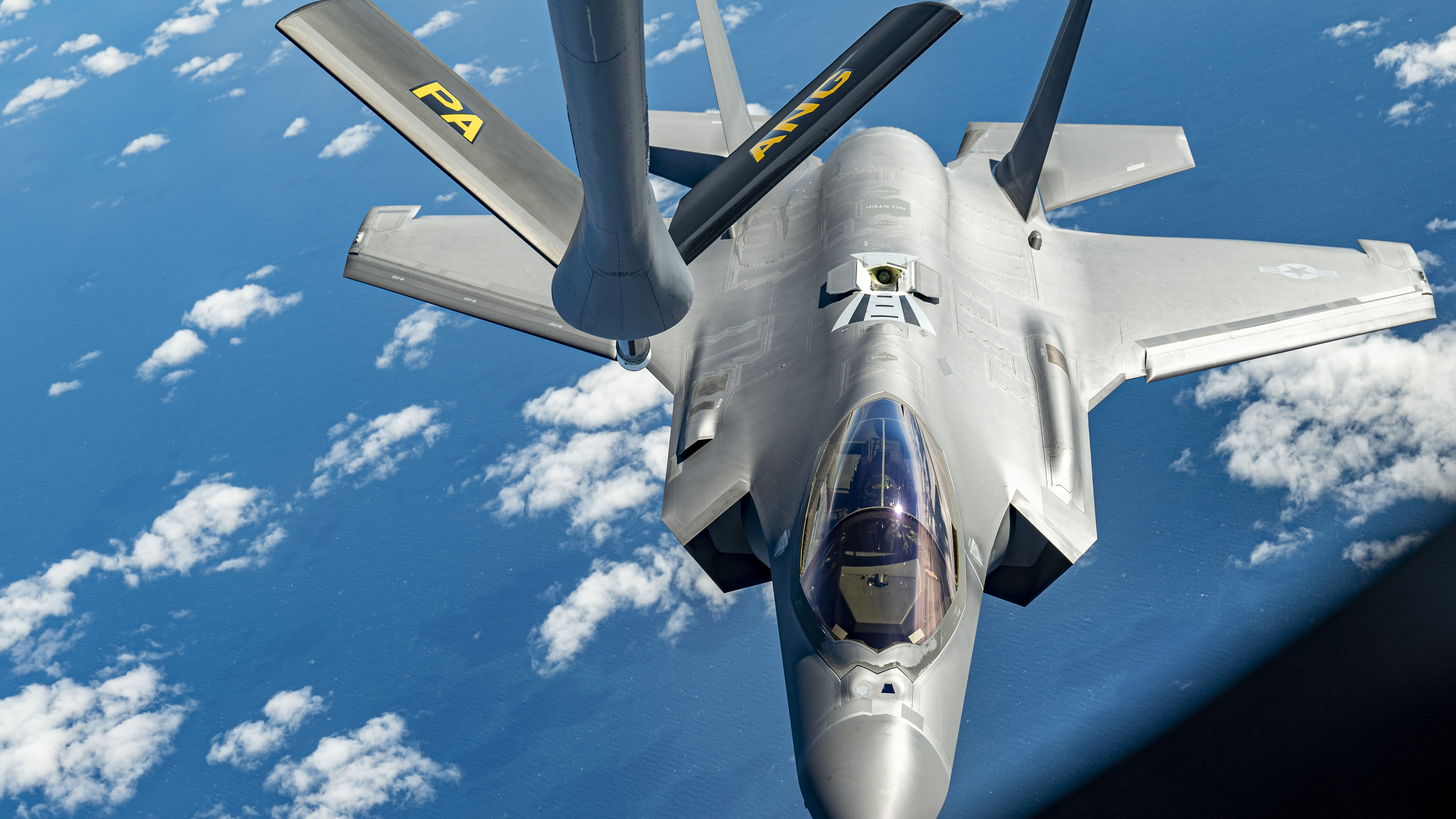 Los F-35 del ala de caza 158 de la Guardia Nacional Aérea de Vermont se dirigen al sur para participar en la Operación Southern Spear.