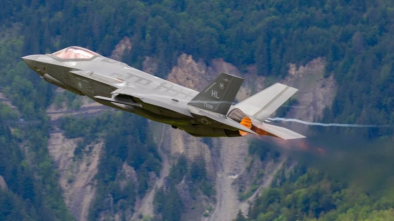 An F-35A from Hill Air Force Base Utah, takes off during the evaluation in Switzerland in 2019.