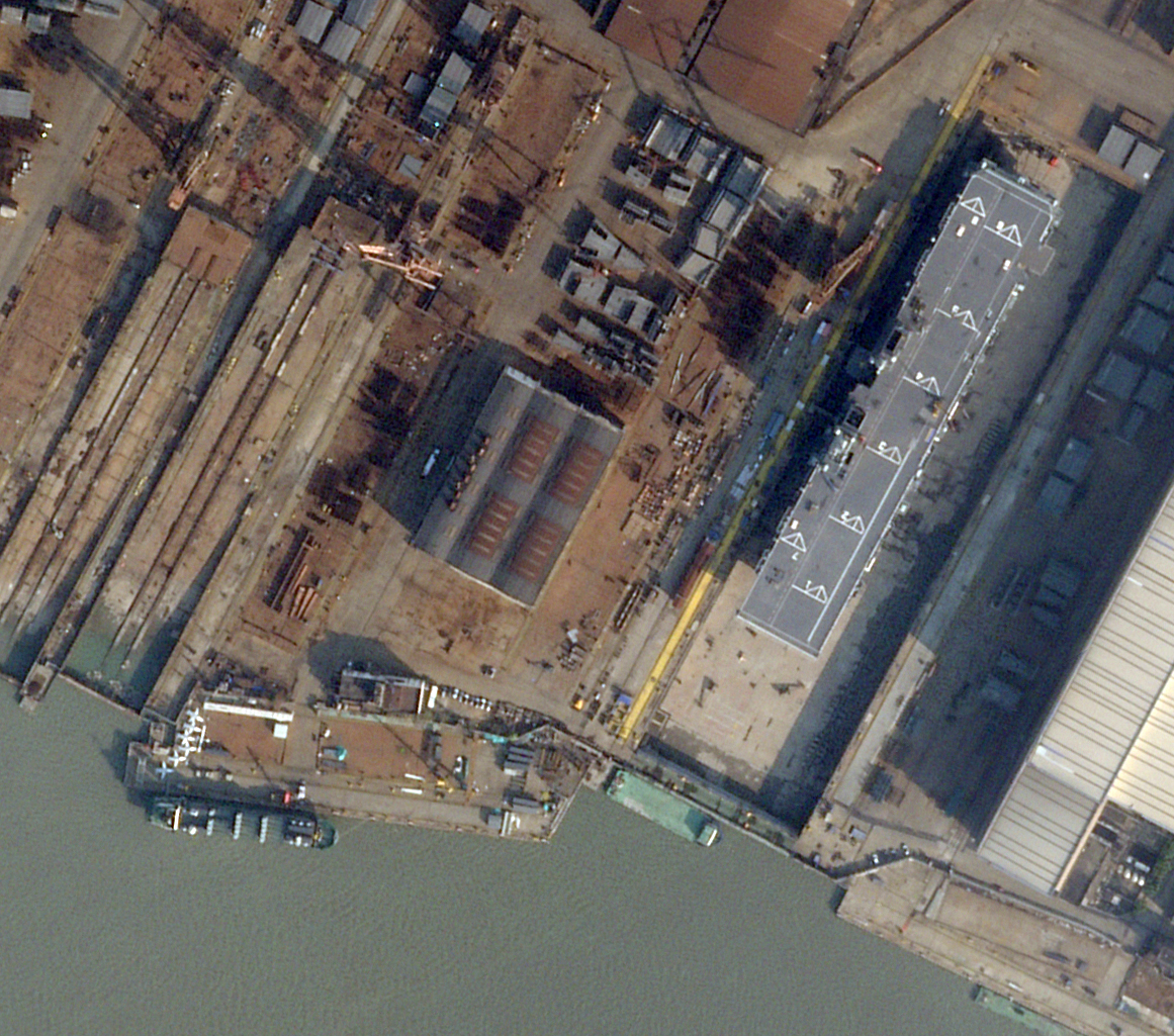 {"properties": {"satellite_azimuth": 104.9617822408379, "satellite_elevation": 73.44157187882207, "sun_azimuth": 219.85343316012523, "sun_elevation": 23.350057666329356}}