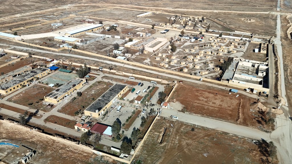 AL-HASAKAH, SYRIA - JANUARY 20: An aerial view shows a prison in the town of Al-Shaddadah, where SDF, reportedly released members of the Daesh terrorist organization a day earlier in Al-Hasakah, northeastern Syria, on January 20, 2026. (Photo by Bakr Al Kasem/Anadolu via Getty Images)