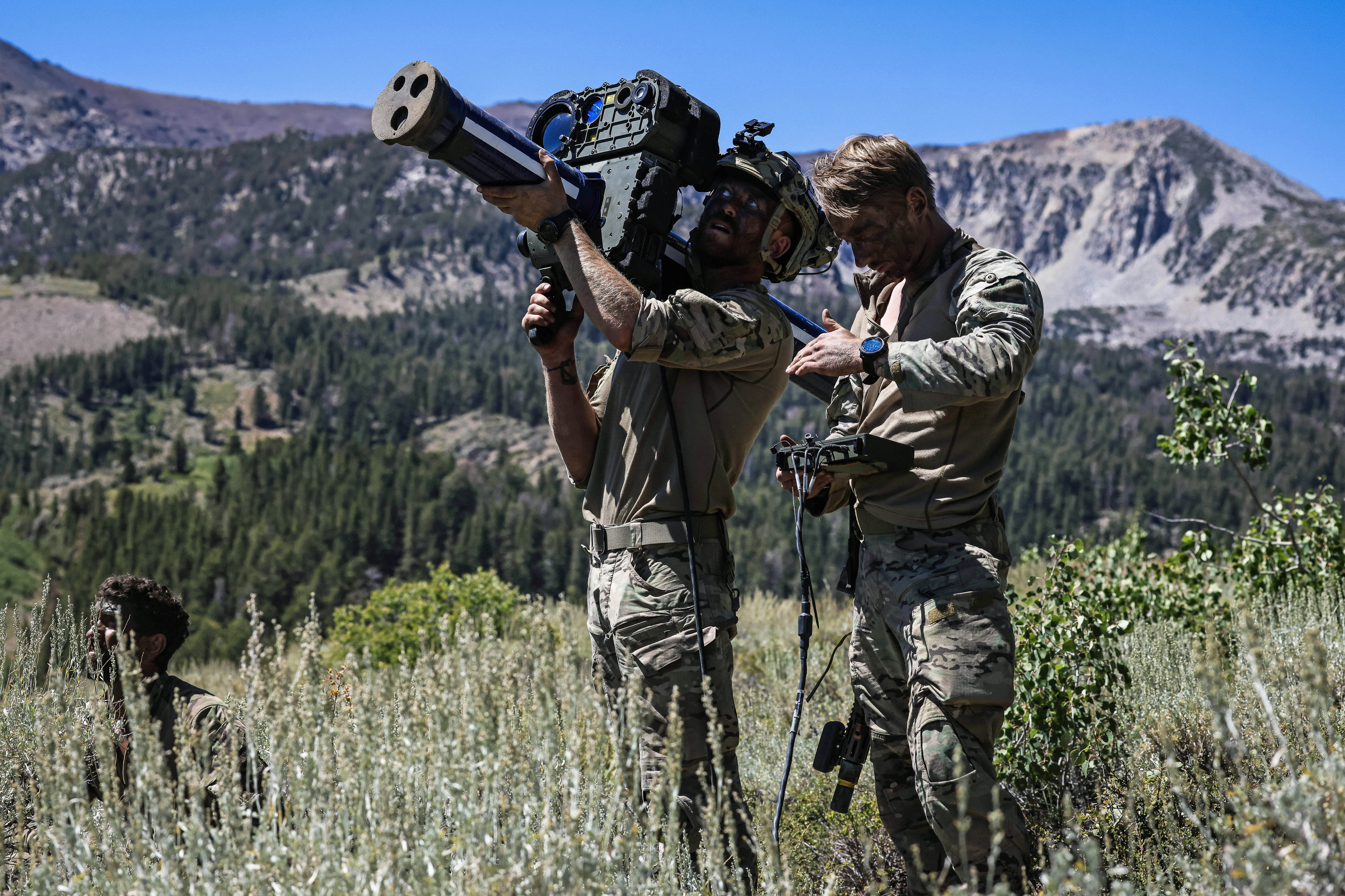 Pictured: Air Defence Troop of 29 Commando armed with StarStreak react to a simulated F-35 Lightning B attack from their observation post on the mountains during Ex Green Dagger 25. Royal Marines from 45 Commando have deployed to the Mountain Warfare Training Centre at Pickel Meadows in California, USA for Exercise Green Dagger. During nearly two months at Pickel Meadows, Arbroath-based 45 Commando of the UK Commando Force will operate closely with the US Marine Corps, perfecting skills required to survive and fight in the mountains. The Commandos will be conducting a range of mountain warfare scenarios, including testing new weapons, kit and equipment across the arid terrain. They will operate closely with US Marines, honing skills together and further develop their ability to work together in extreme environments. Green Dagger will culminate in both forces testing their warfare skills against each other. 45 Commando are the UK Commando Force’s Mountain and Arctic warfare experts, required to keep techniques and procedures sharp in case they are called upon to deploy to these extreme places
