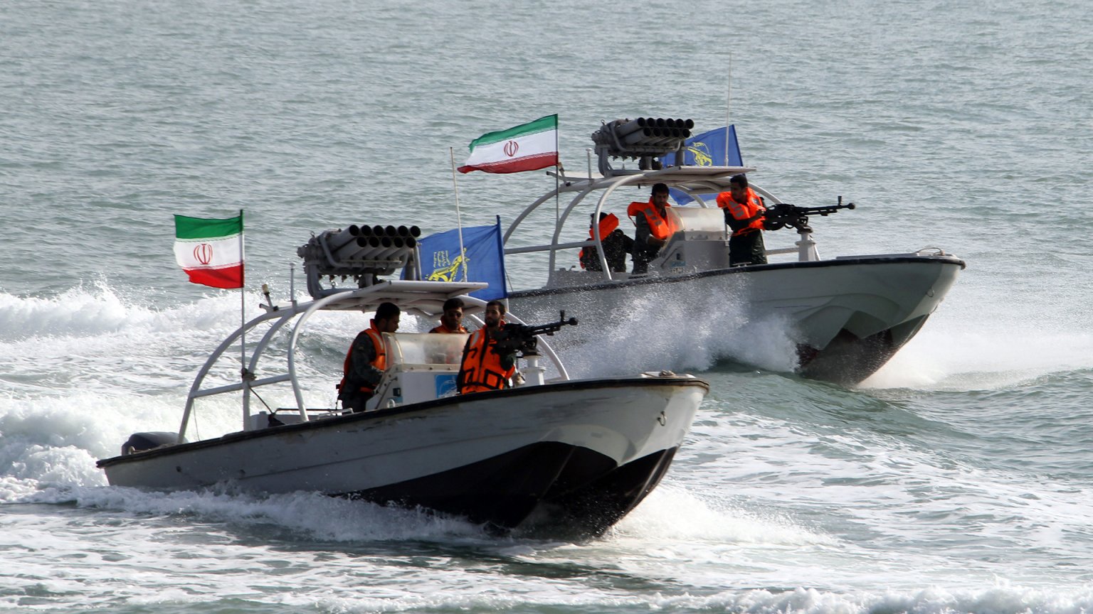 Iranian-Mind-Boats.jpg