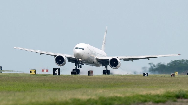 After heavy structural modifications in Waco, Texas, NASA's 777 aircraft returns to Langley Research Center in Hampton, Virginia.