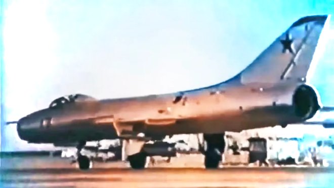 On August 27, 1962, pilot Lt. Col. A. I. Shein took off in a single-seat Su-7B, with a live 244N nuclear bomb carried on the centerline station below the fuselage. He then headed for the Semipalatinsk test site on the Soviet steppe. Also known as “The Polygon,” the Semipalatinsk range was the main test site for Soviet nuclear weapons. It is in the Abai region, in what is now Kazakhstan.