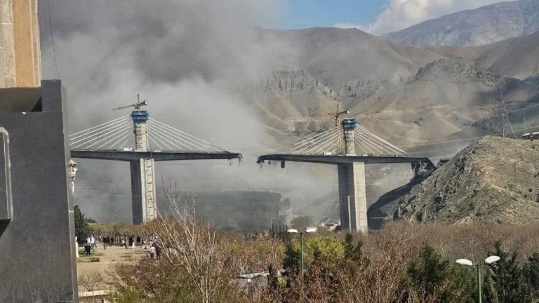 US and Israeli forces struck the B1 bridge connecting Tehran to western regions, hitting Iran’s highest bridge linking Tehran and Karaj, a major transport artery opened earlier this year.