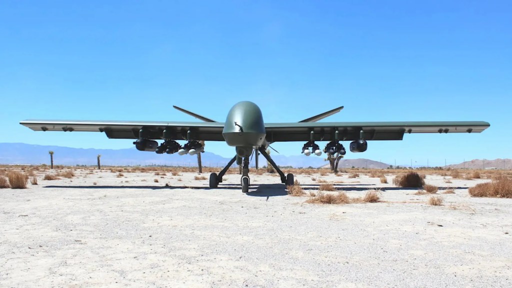 [Imagen: mojave-minigun-pod-missiles.jpg?w=1024&h=576]