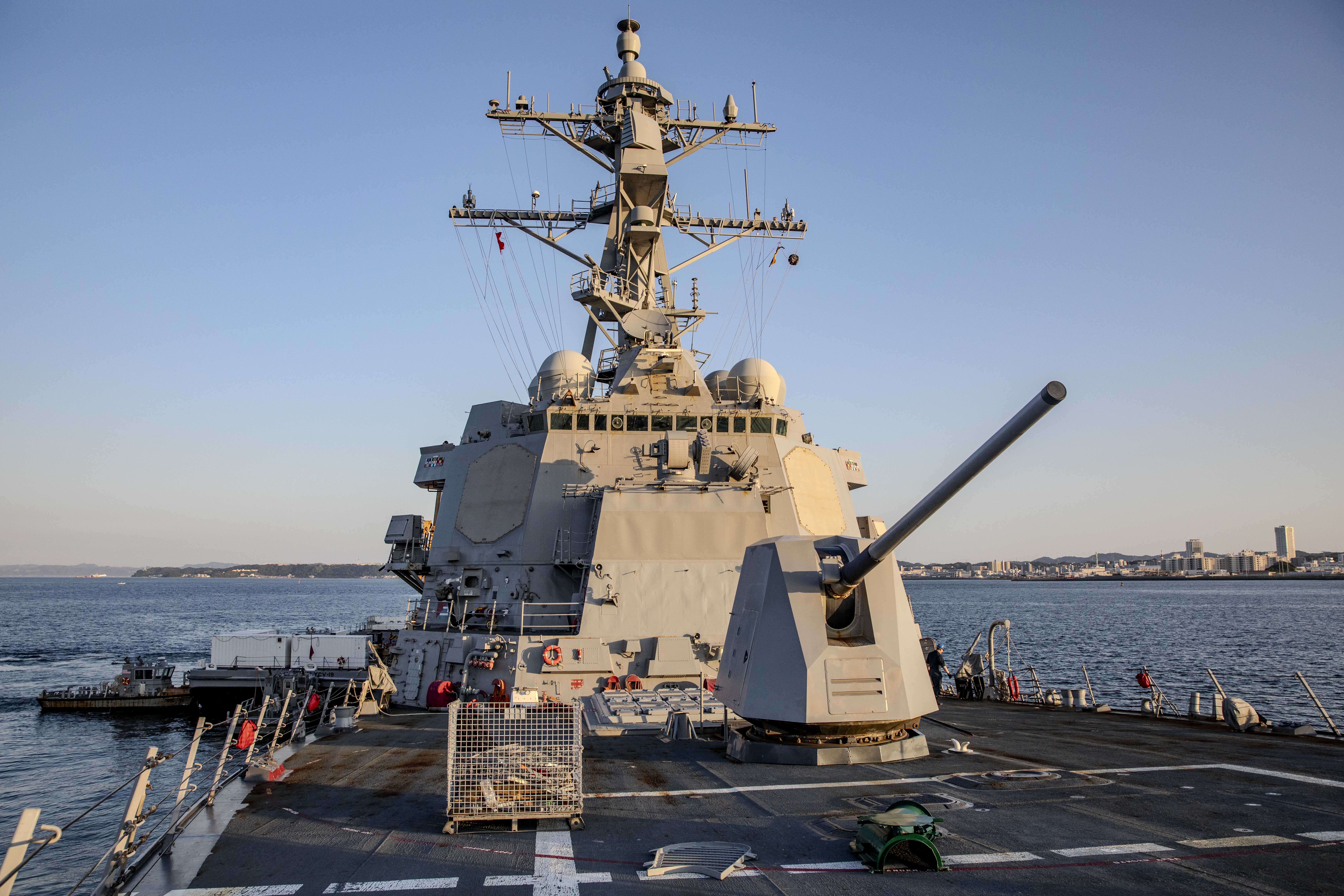 250429-N-NF288-1109 YOKOSUKA, Japan (April 29, 2025) The Arleigh Burke-class guided-missile destroyer USS Preble (DDG 88) conducts a missile swap in Yokosuka, Japan, April 29. Preble is forward deployed and assigned to Destroyer Squadron (DESRON) 15, the Navy’s largest DESRON and the U.S. 7th Fleet’s principal surface force. (U.S. Navy photo by Mass Communication Specialist 1st Class Jamaal Liddell)
