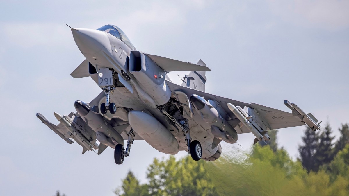 Ukrainian Gripen Fighters To Arrive In 2027, Long-Range Meteor Missiles Claimed To Be Included
