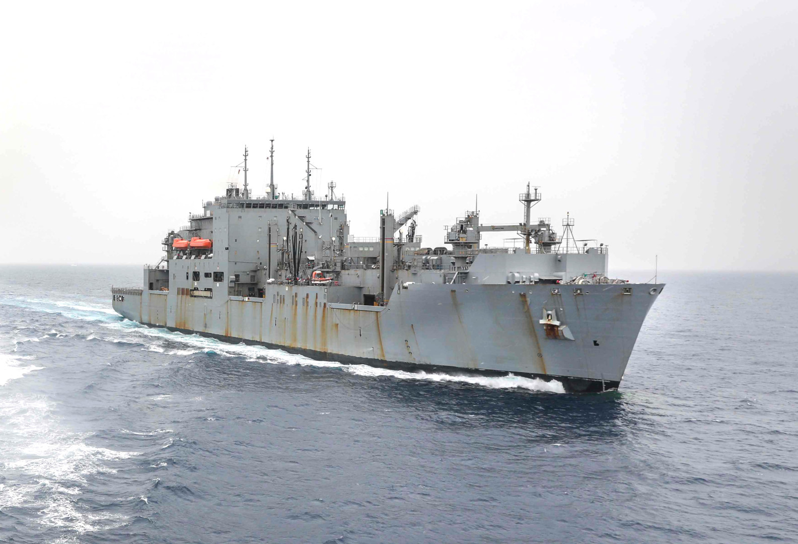 US.NAVY 潜水艦・スツール・アルミ製・米軍払下げ USS Hershel “Woody” Williams Successfully Completes Maintenance