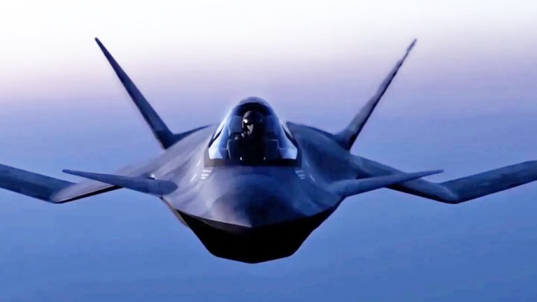 A screencap from an Airbus video showing a notional future fighter working with remote-carrier-type drones.