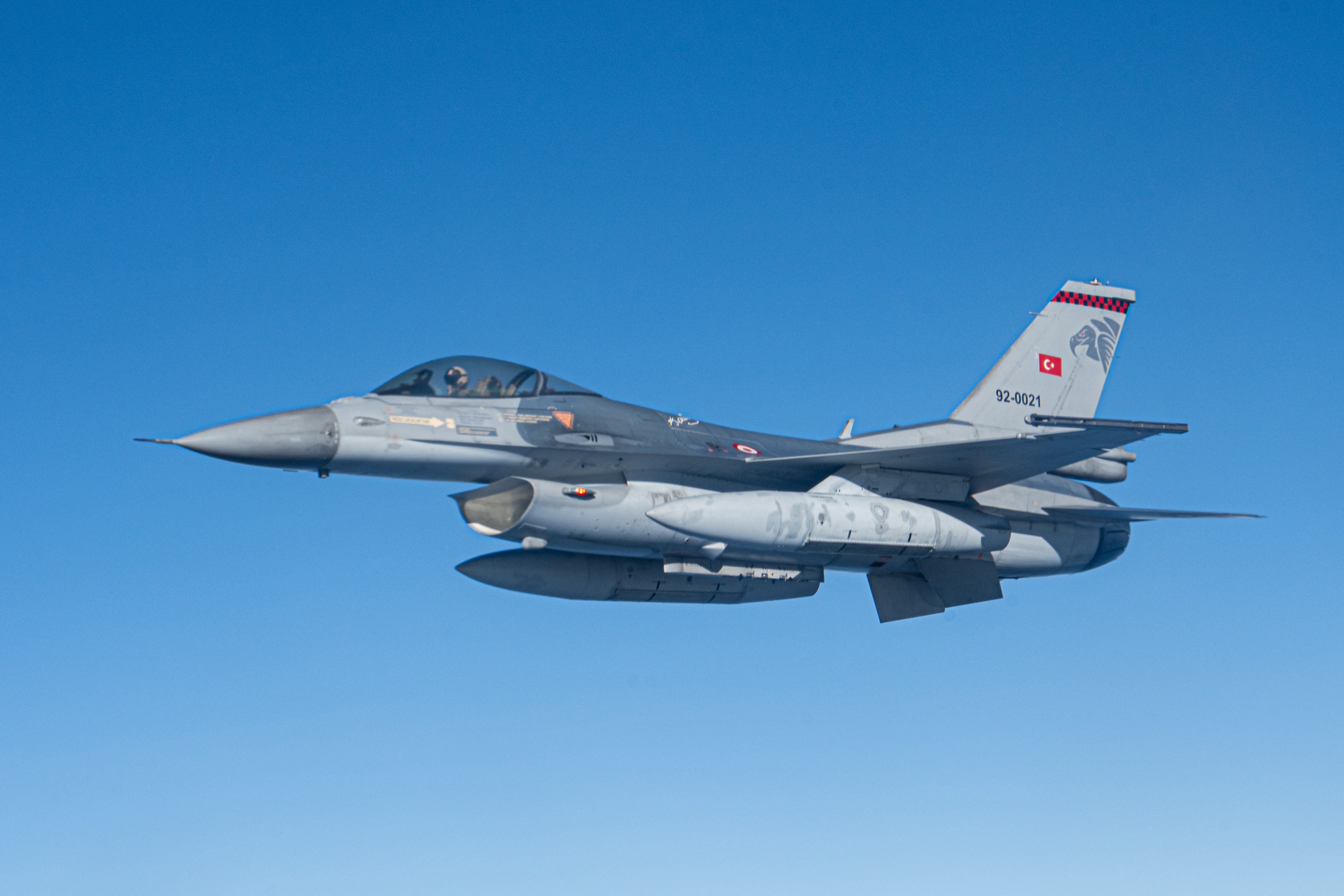 A Turkish Air Force F-16 Fighting Falcon flies alongside a KC-135 Stratotanker from the 100th Air Refueling Wing, RAF Mildenhall, England, during air refueling operations in exercise Ramstein Flag 25 over the North Sea, March 31, 2025. Ramstein Flag 25 is a demonstration of lethal Integrated Air and Missile Defense capabilities to protect U.S. and allied forces and ensure air superiority. (U.S. Air Force photo by Senior Airman Christopher Campbell)
