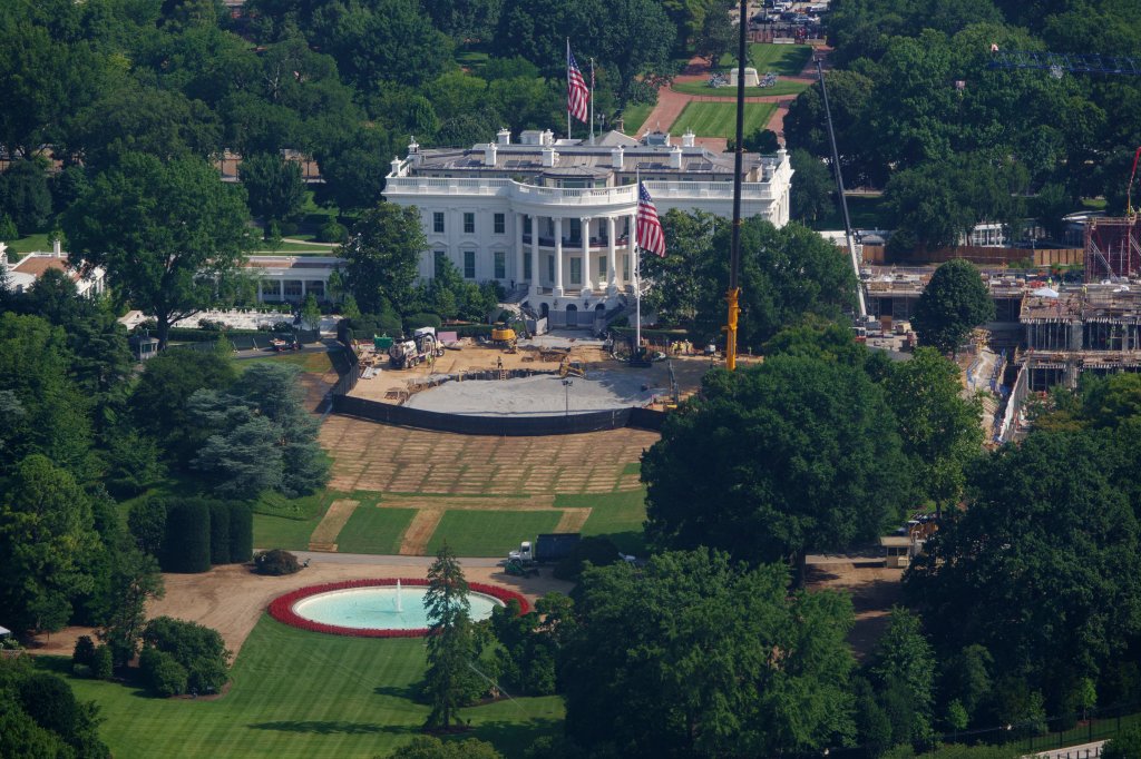 WASHINGTON, DC - JULY 2: Construction continues on a new helipad on the South Lawn of the White House to accommodate new Sikorsky VH-92A Patriot helicopters that will be used as Marine One on July 2, 2026 in Washington, DC. (Photo by Kevin Carter/Getty Images)