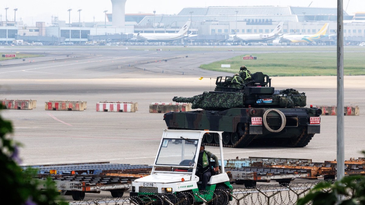 New M1A2T Abrams Tanks Guard Taiwan’s Main Airport During Invasion Drill