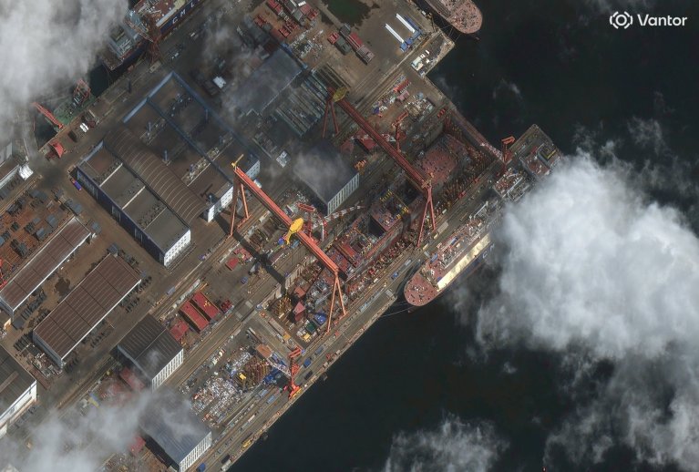 dalian-shipyard-overview-260821.jpg