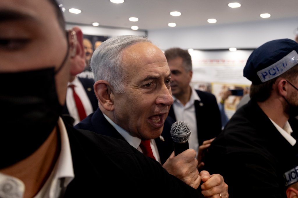 TEL AVIV, ISRAEL - OCTOBER 21: Israeli Prime Minister and Likud Party leader, Benjamin Netanyahu, speaks to supporters during an election campaign event in a restaurant in Hatikva Market ahead of Israel's general elections scheduled for next week on October 22, 2026 in Tel Aviv, Israel. Israel will hold legislative elections on October 27, 2026. (Photo by Amir Levy/Getty Images)