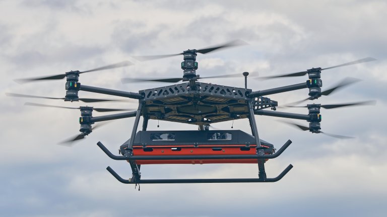 Ukraine’s 475th Separate Assault Regiment, known as CODE 9.2, says it has used the StarGate uncrewed aerial platform to evacuate two seriously wounded soldiers from the battlefield in the span of a week. The missions offer another example of Ukraine’s efforts to develop aerial casualty evacuation capabilities as Russian drone threats, electronic warfare, and difficult terrain increasingly complicate conventional recovery operations.