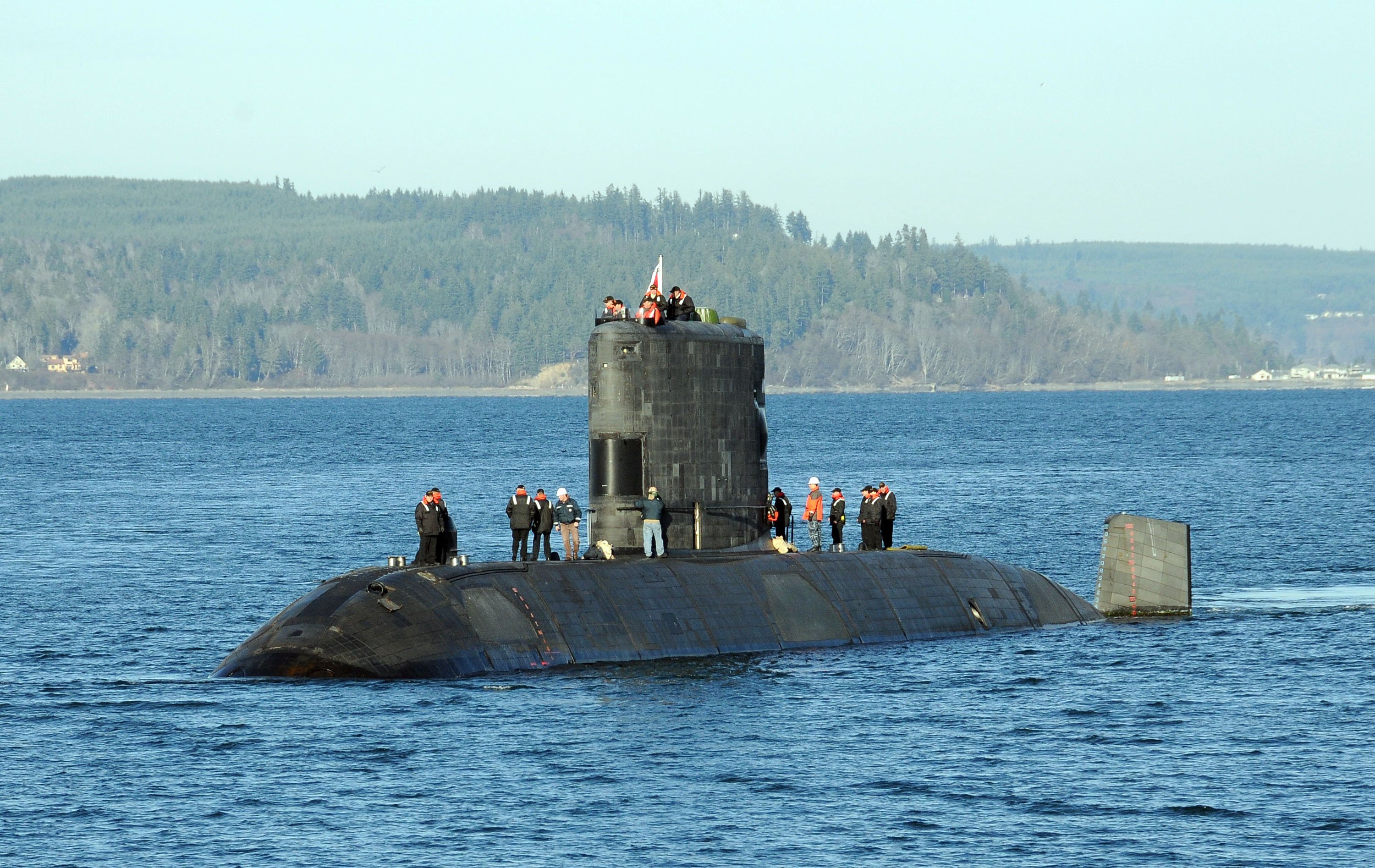 111212-N-GU530-103 BANGOR, Wash. (Dec. 12, 2011) The Royal Canadian Navy long-range patrol submarine HMCS Victoria (SSK 876) arrives at Naval Base Kitsap-Bangor for a port call and routine maintenance. The visit is Victoria's first to Bangor since 2004. (U.S. Navy photo by Lt. Ed Early/Released)