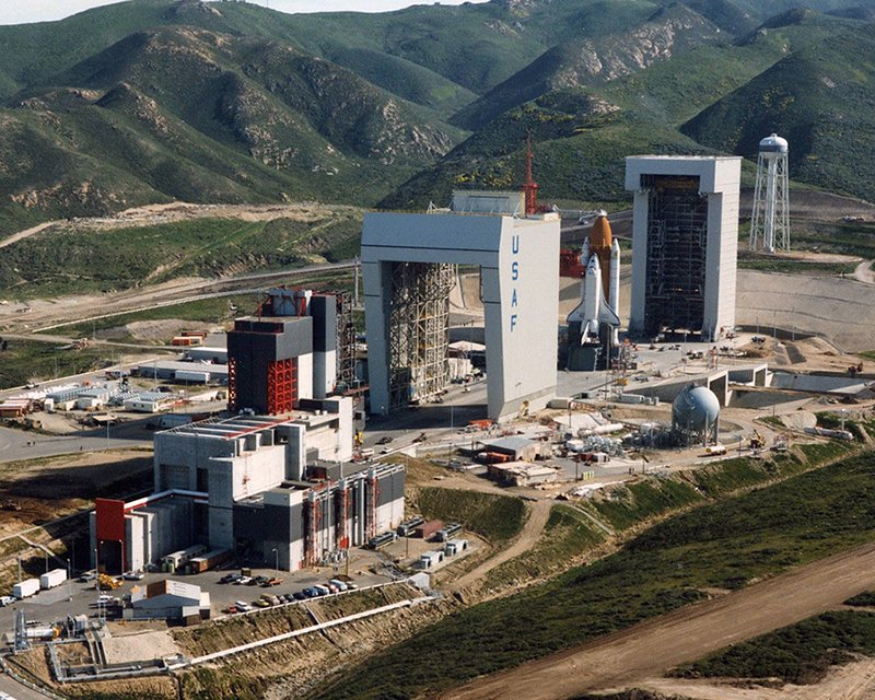 Vandenberg AFB's Space Shuttle Processing Facility Now Has A Very ...