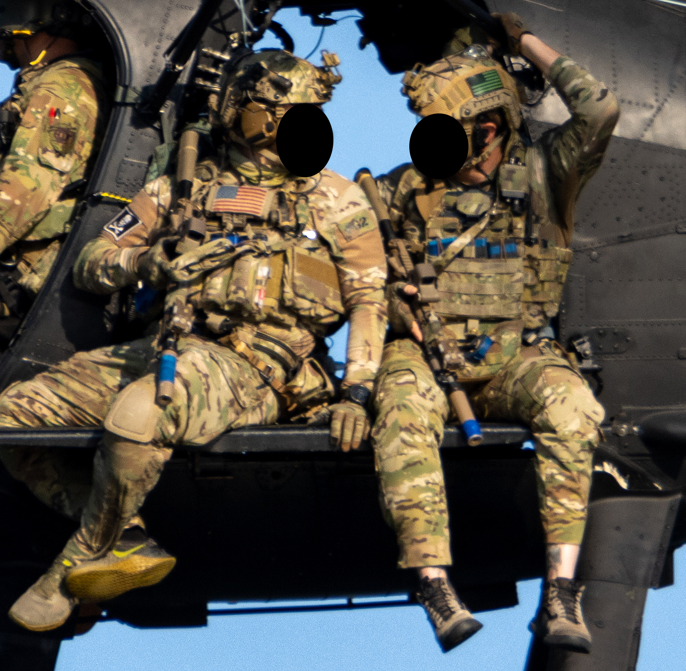 About Those Custom Rifles Navy SEALs Were Seen Carrying On A