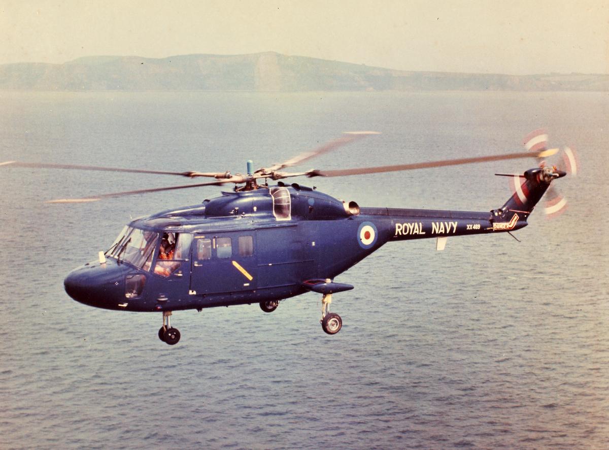 Watch This Lynx Helicopter Land On A Crazy Mock Pitching Flight Deck