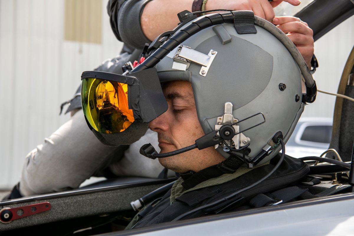 Chinese Pilots Are Also Dueling With AI Opponents In Simulated ...