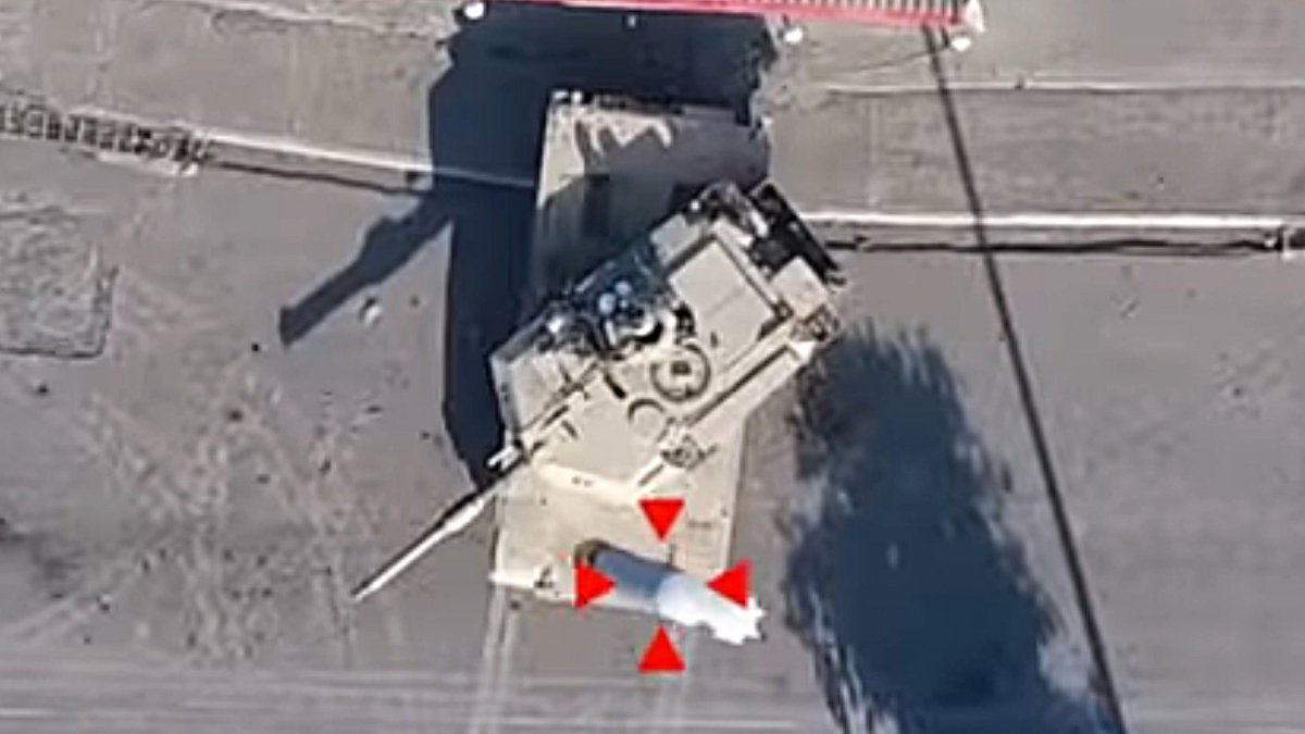 ISIS无人机向艾布拉姆斯坦克投掷炸弹,预示着未来可能发生的事件。