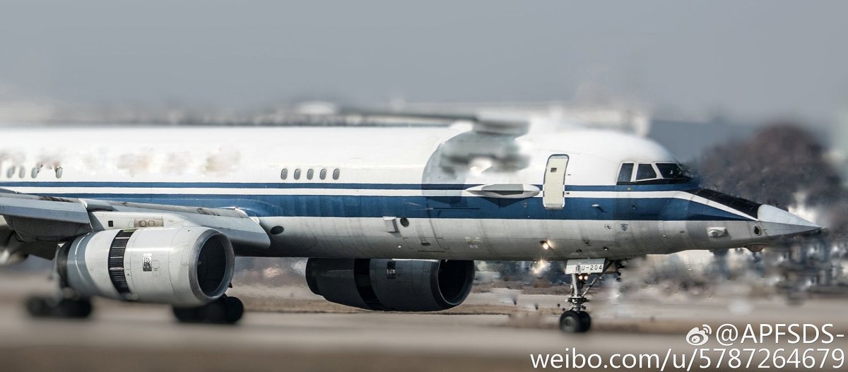中国自主研发的歼-20战斗机航电测试平台“鲶鱼”现身