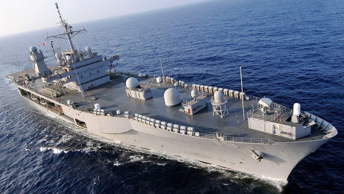 Take A Rare Glimpse Inside The Navy's Massive Blue Ridge Class Command Ships