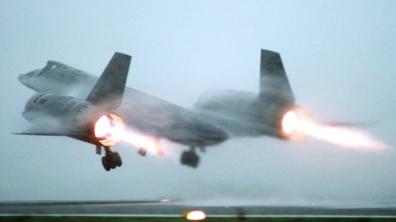 Watch This Guy Go Up To The Mysteriously Evacuated Sunspot Observatory And Walk All Around