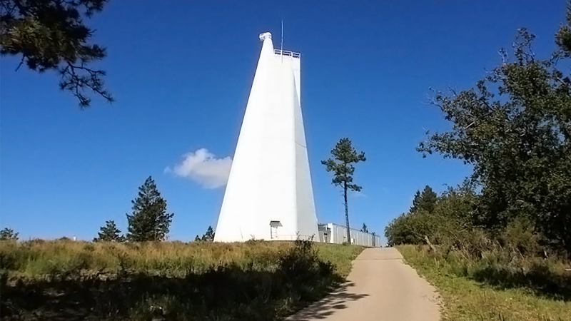 Watch This Guy Go Up To The Mysteriously Evacuated Sunspot Observatory And Walk All Around
