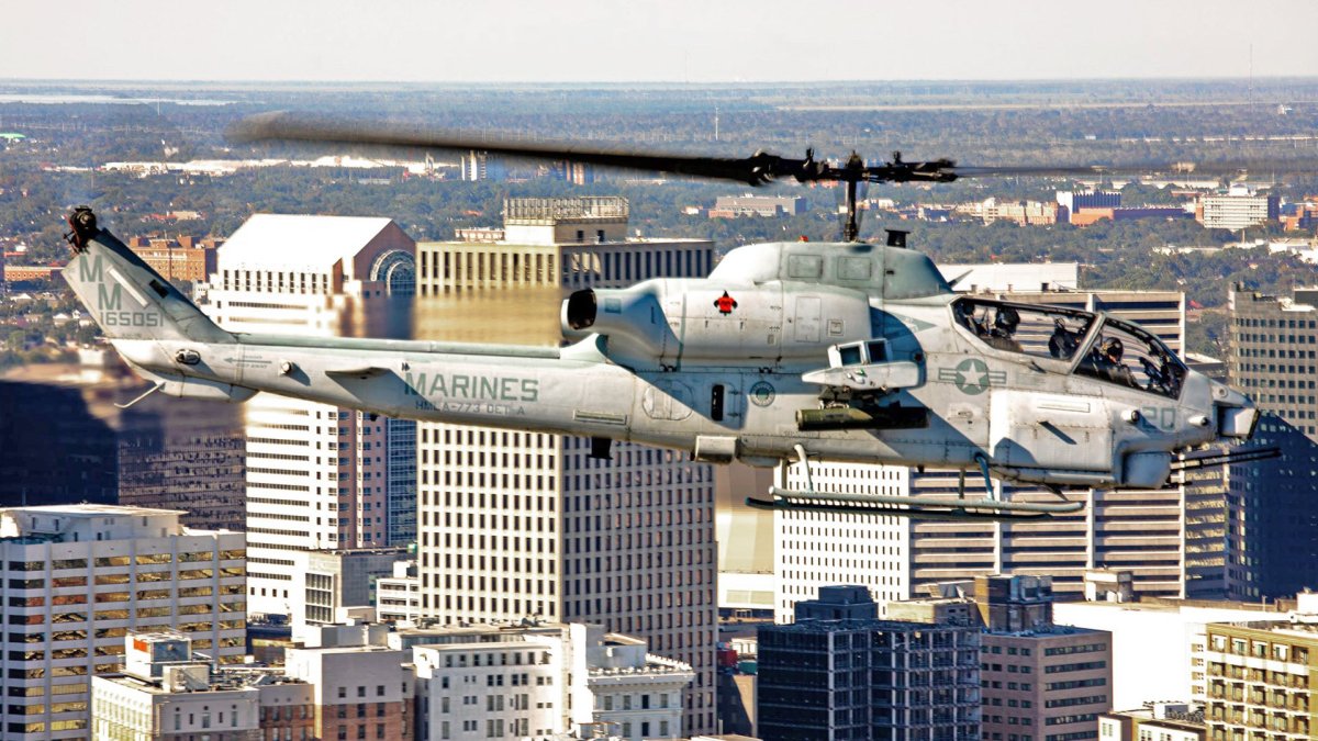 服役34年后，AH-1W“超级眼镜蛇”武装直升机已从美国海军陆战队退役。