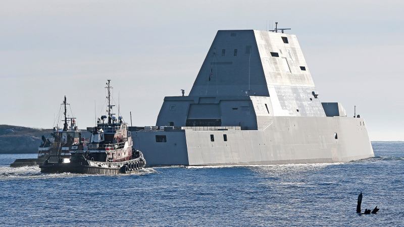USS Zumwalt Breaks Down, Scrapes Along Panama Canal